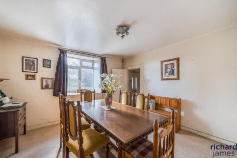 61f64034fb5e4a81b4d499d43403d3a4