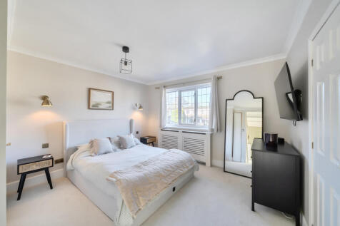 13837706692f208243e40