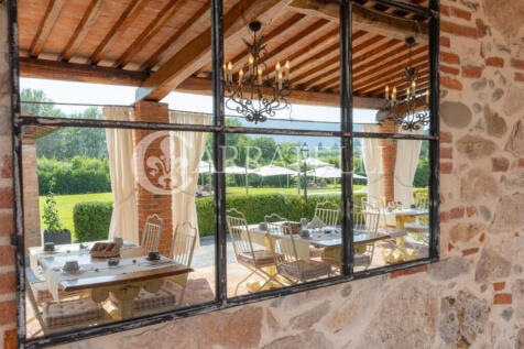 Elegante villa con p