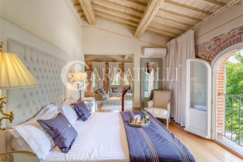 Elegante villa con p