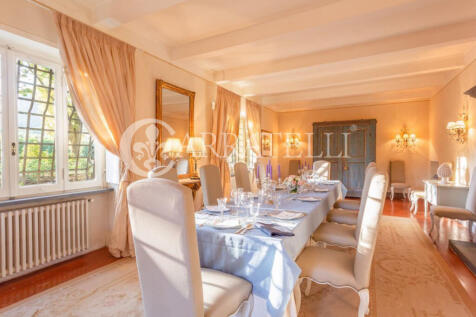 Elegante villa con p