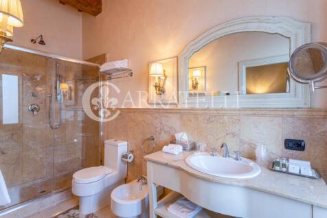 Elegante villa con p