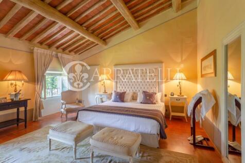Elegante villa con p
