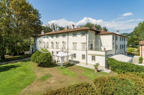 Elegante villa con p