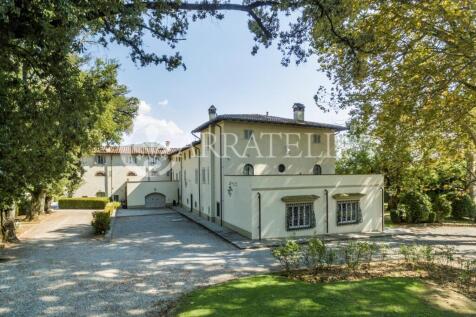 Elegante villa con p