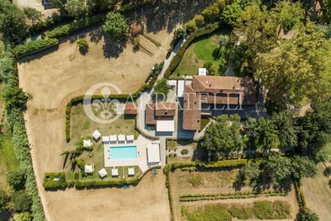 Elegante villa con p