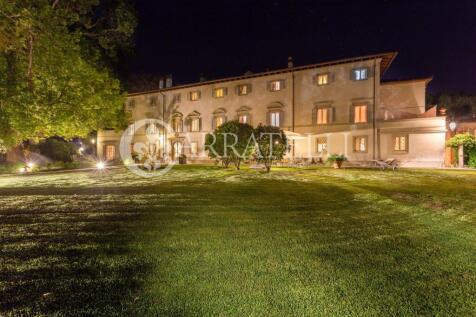Elegante villa con p