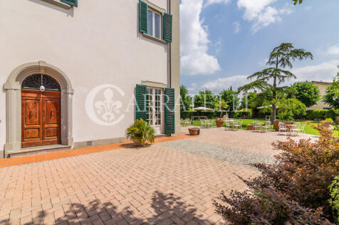 Vicino a Firenze vil