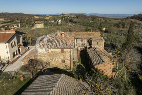 Casale panoramico ne