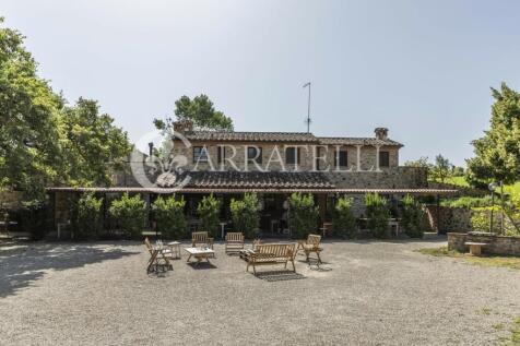 Casale con piscina e