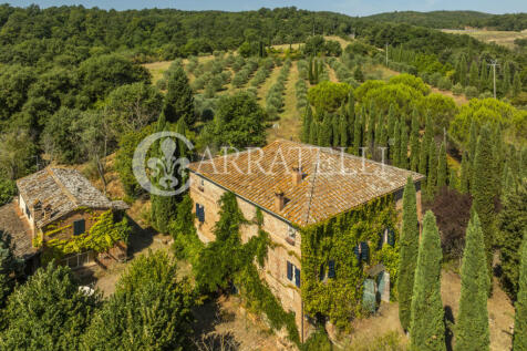 Casale con dependanc