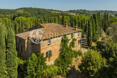 Casale con dépendan