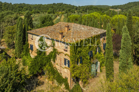 Casale con dépendan