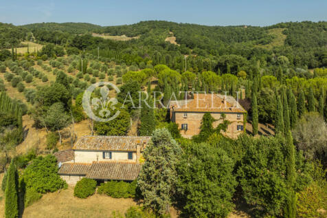 Casale con dépendan
