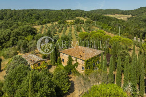 Casale con dépendan