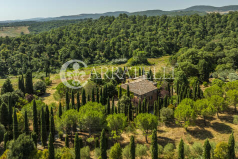Casale con dépendan