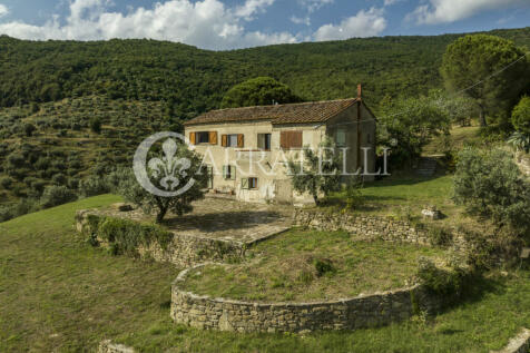 Casale panoramico in