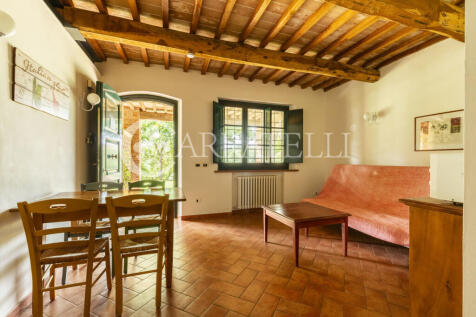 Casale con piscina e