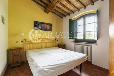 Casale con piscina e