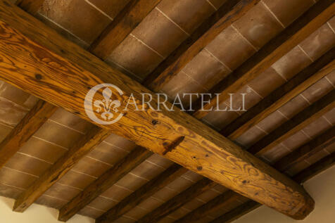 Casale con piscina e