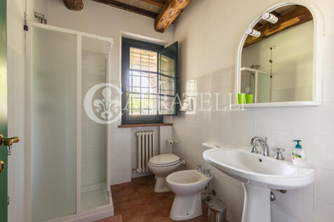 Casale con piscina e