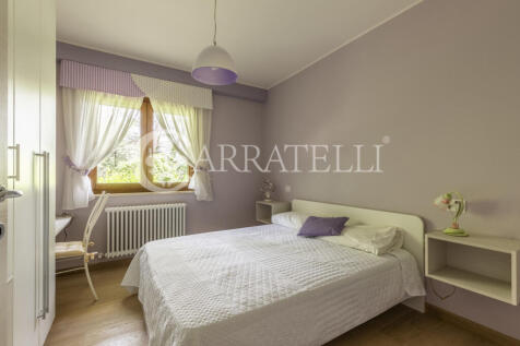 Villa moderna con vi
