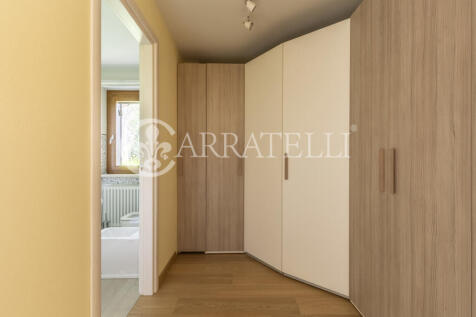 Villa moderna con vi