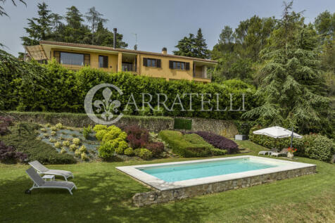 Villa moderna con vi