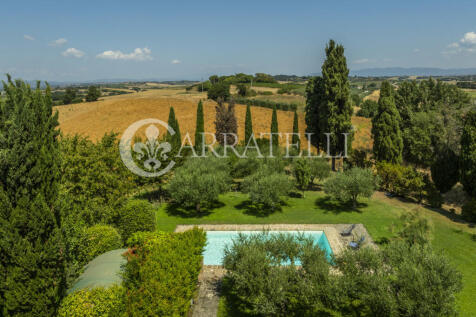 Casale con piscina e