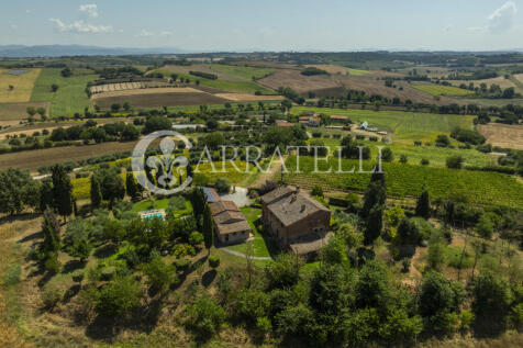 Casale con piscina e