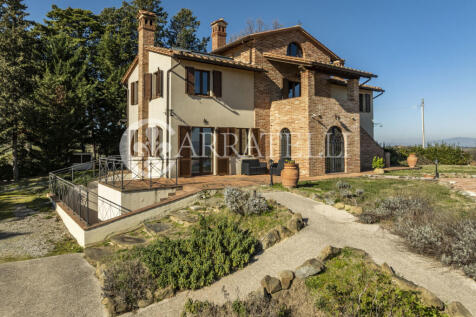 Villa con piscina