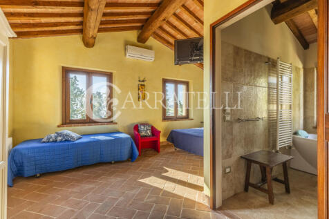 Villa con piscina