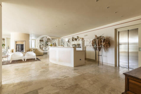 Villa di Lusso sulle