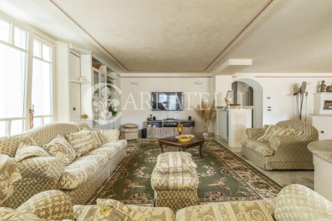 Villa di Lusso sulle