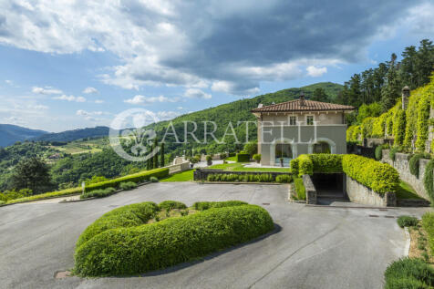 Villa di Lusso sulle