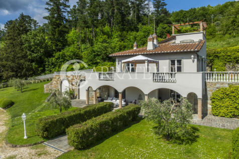 Villa di Lusso sulle