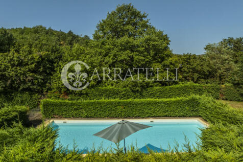 Casale con piscina e
