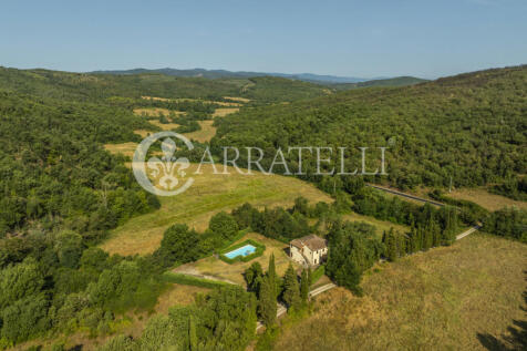 Casale con piscina e