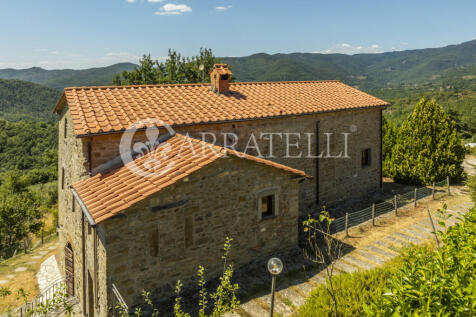 Casale con piscina e