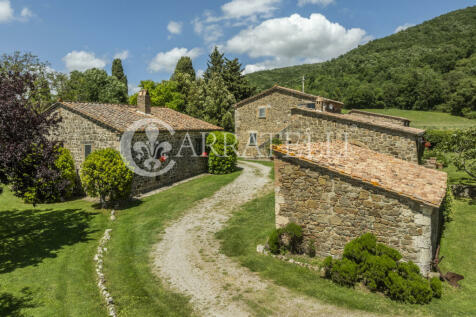 Podere con vista uni