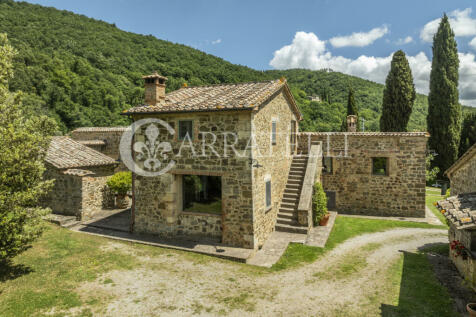 Podere con vista uni