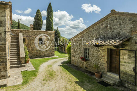 Podere con vista uni