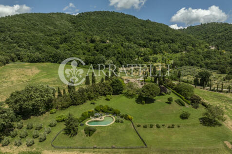 Podere con vista uni