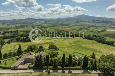 Podere con vista uni