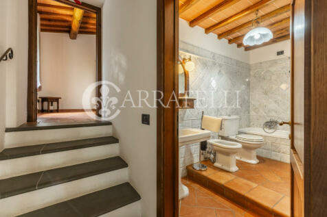 Casale con piscina p