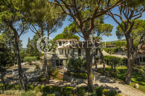 Trasimeno villa con 