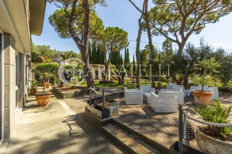 Trasimeno villa con 