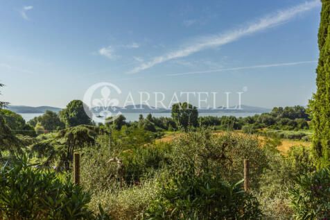 Trasimeno villa con 