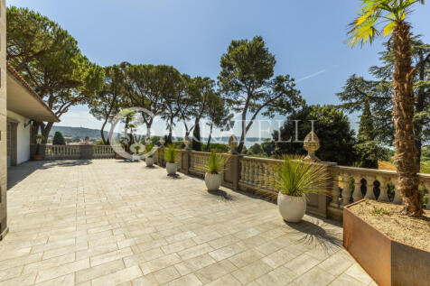 Trasimeno villa con 