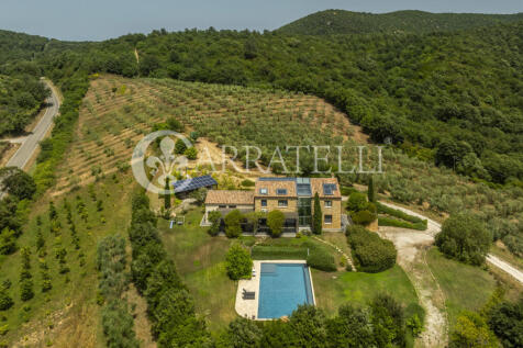 Manciano villa moder